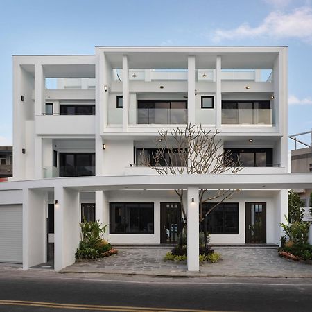 廷海特潮流民宿 L 近鐵花村 L 自助入住 Taitung Exterior photo