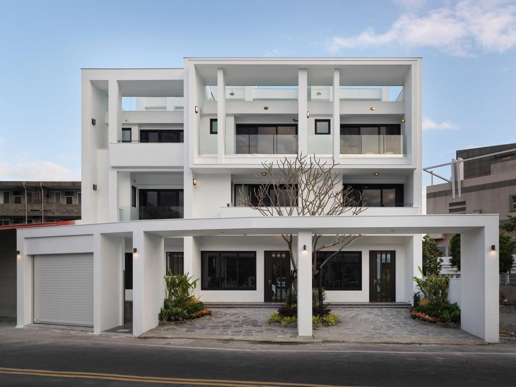 廷海特潮流民宿 L 近鐵花村 L 自助入住 Taitung Exterior photo